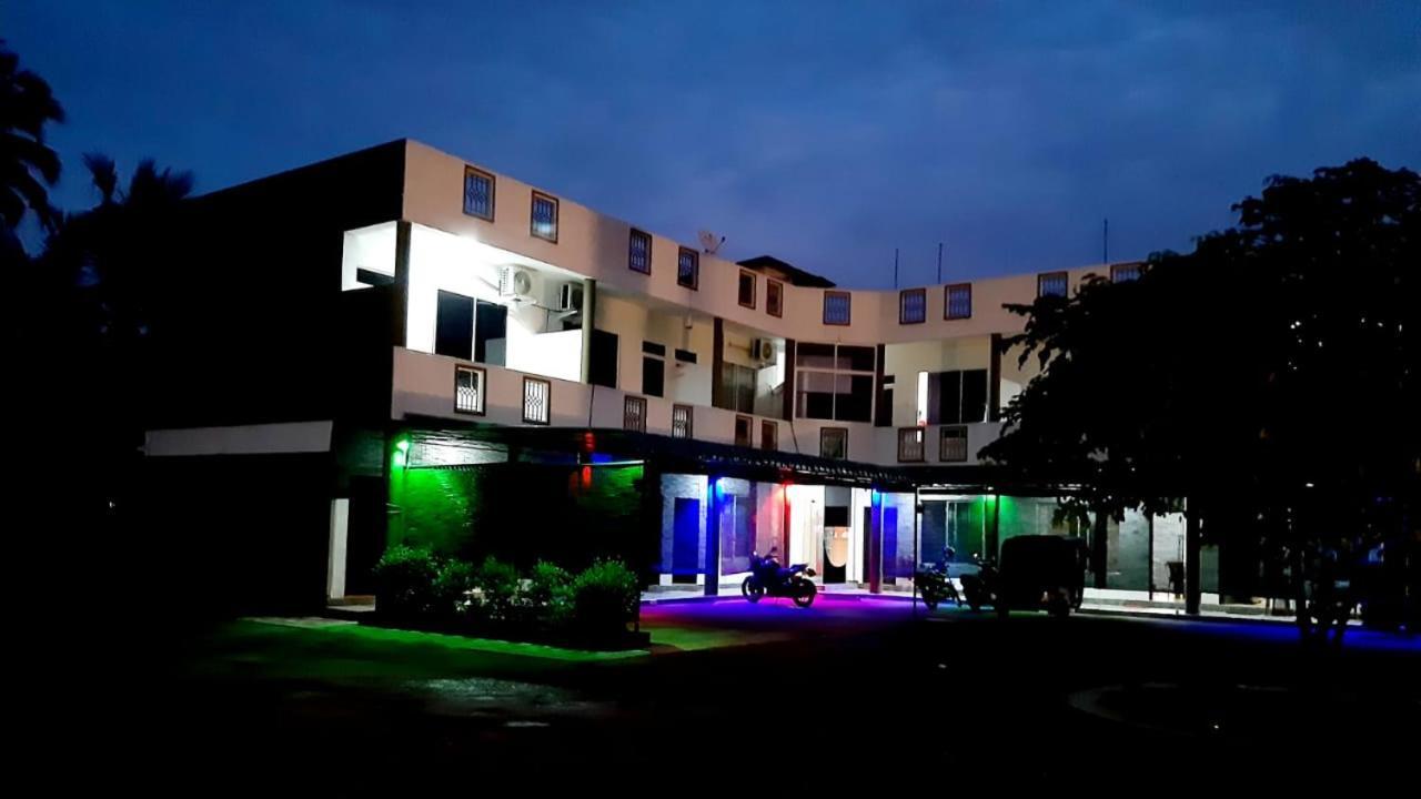 מהרגמה Kanora Lake Resort מראה חיצוני תמונה